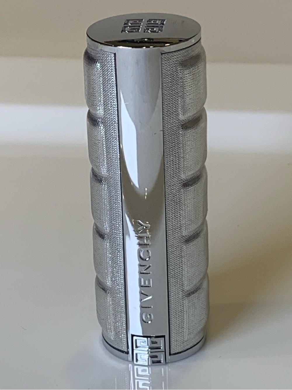 Givenchy Le Rouge Interdit Intense Silk 338 Silver Quilted Case